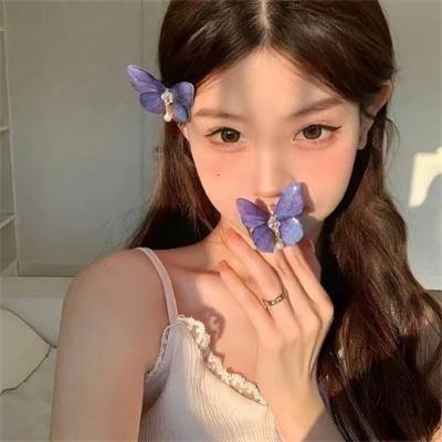 直播间直击：某天后之女晒豪宅名表，整整一周最新进展